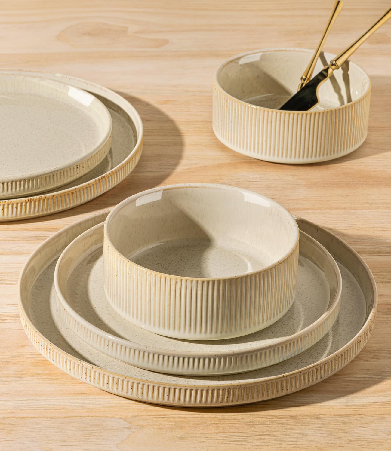 TheTerra Ceramic Dinnerware Sets for 4, 12 Pieces Porcelain Lightweight Plates and Bowls Sets, Scratch Resistant Dish Set, Oven & Microwave & Dishwasher Safe, Beige