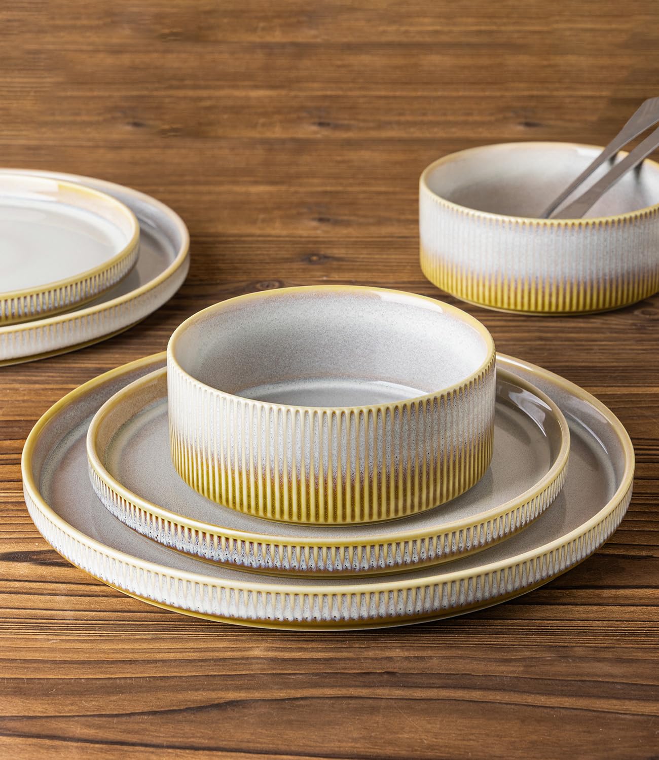 TheTerra Ceramic Dinnerware Sets for 4, 12 Pieces Porcelain Lightweight Plates and Bowls Sets, Scratch Resistant Dish Set, Oven & Microwave & Dishwasher Safe, Beige